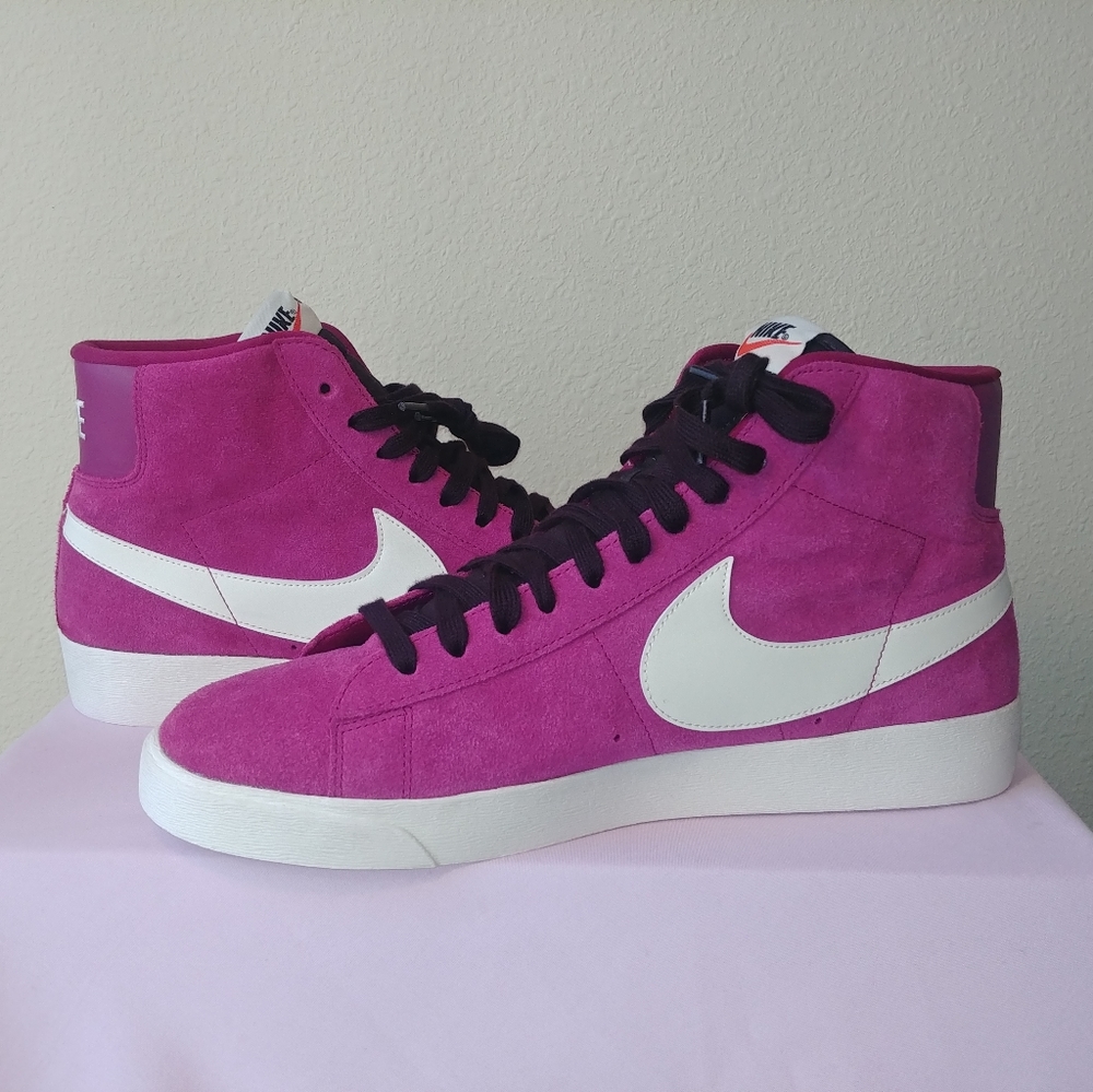 Nike Blazer MID Vintage Womens Suede True berry